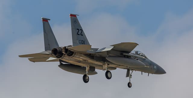  - Twin-engine aircraft
