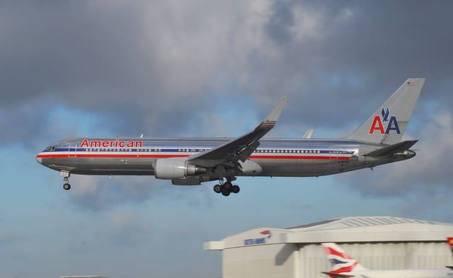 N391AA - Boeing