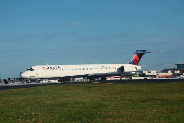 N948DN - Aircraft