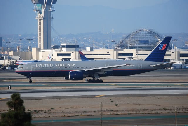 N787UA - Boeing