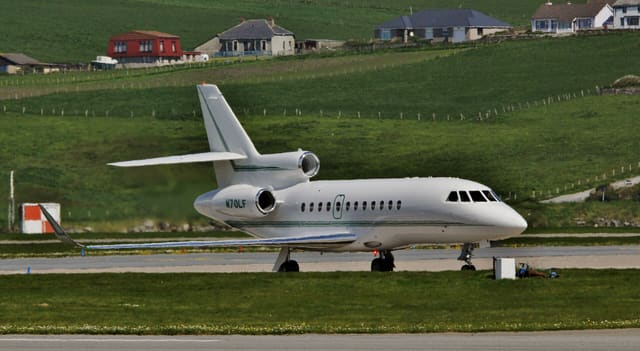N70LF - Business jet