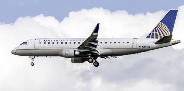 N88332 - Aircraft