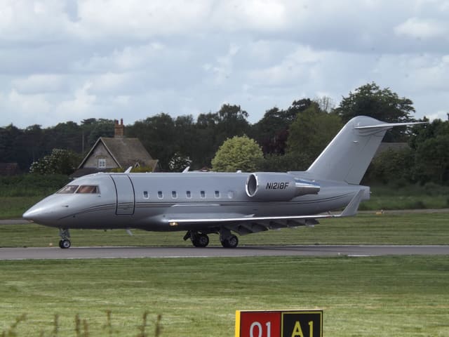 N1218F - Business jet