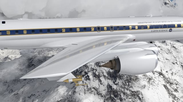 N817NA - Business jet