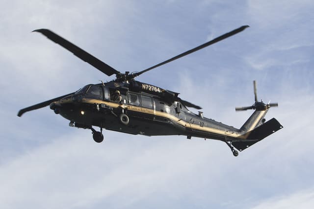 N72760 - Helicopter