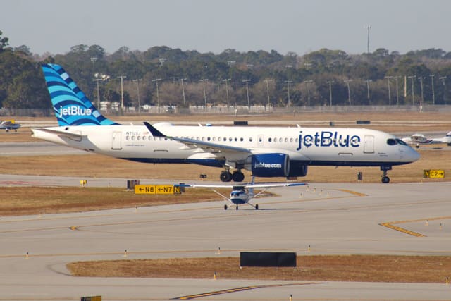 N3125J - Airbus