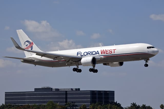 N316LA - Boeing