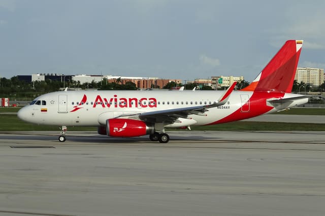 N694AV - Airbus