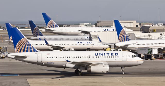 N851UA - Airbus
