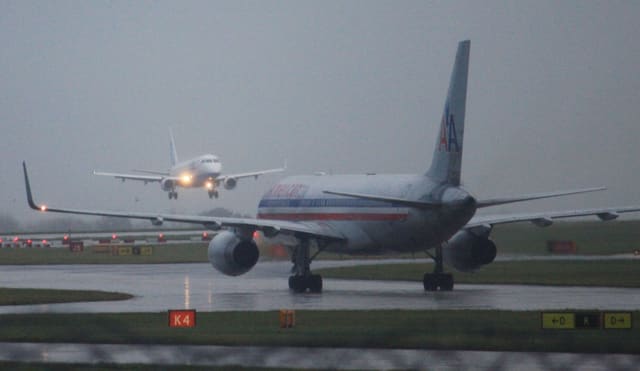 N185AN - Twin-engine aircraft
