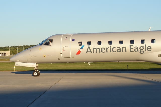 N942LL - Embraer