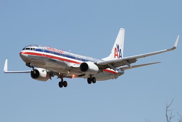 N934AN - Twin-engine aircraft