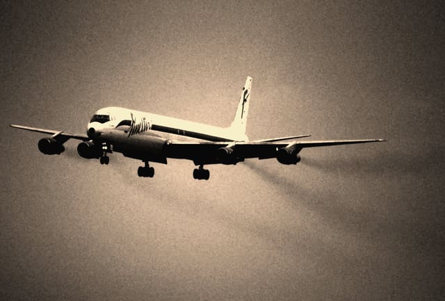 N30UA - Aircraft