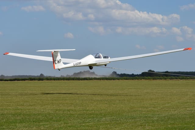 G-DEWP - Glider