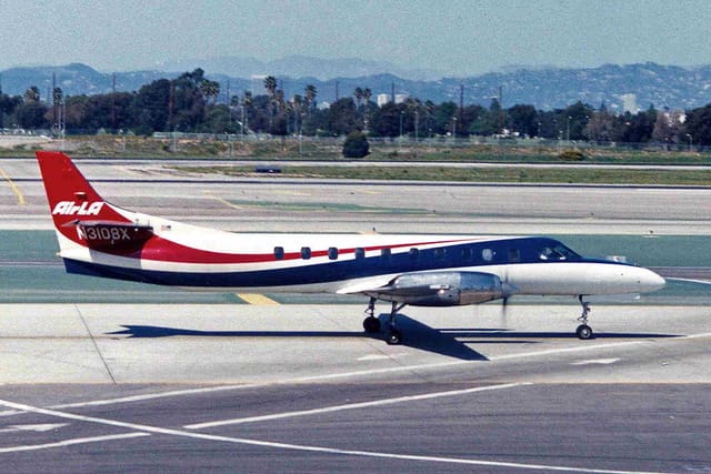 N3108X - Twin-engine aircraft