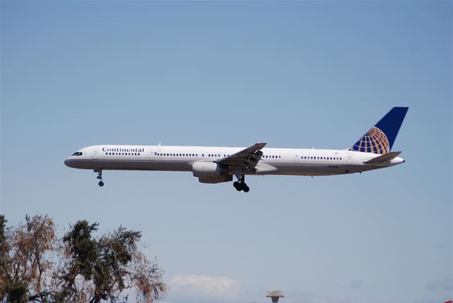 N75858 - Boeing