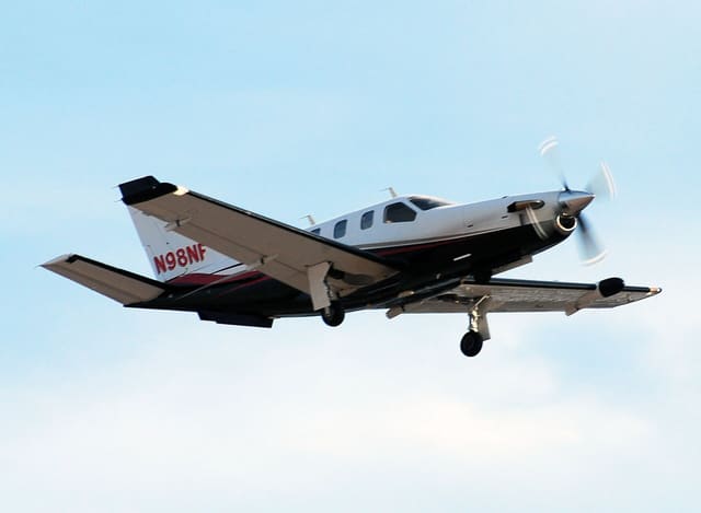 N98NF - Single-engine aircraft