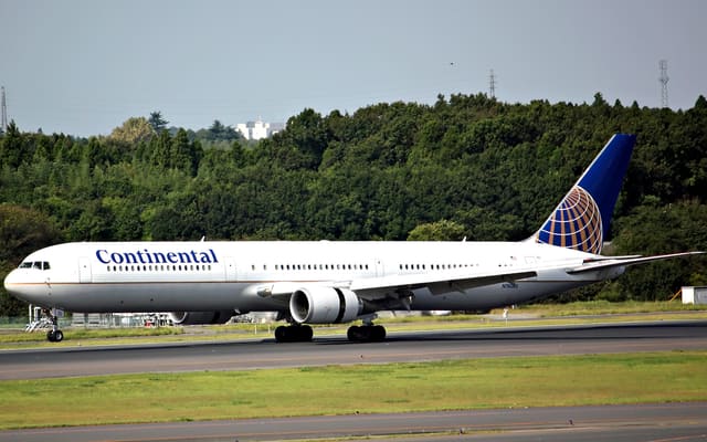 N76065 - Boeing