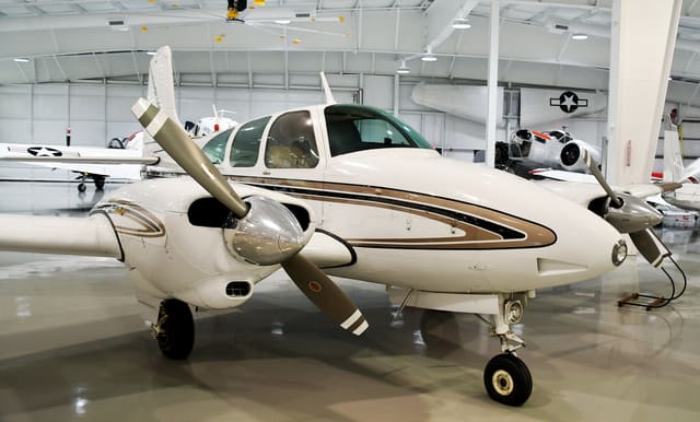 N9526Y - Beechcraft