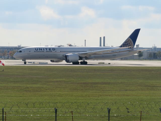 N38950 - Boeing