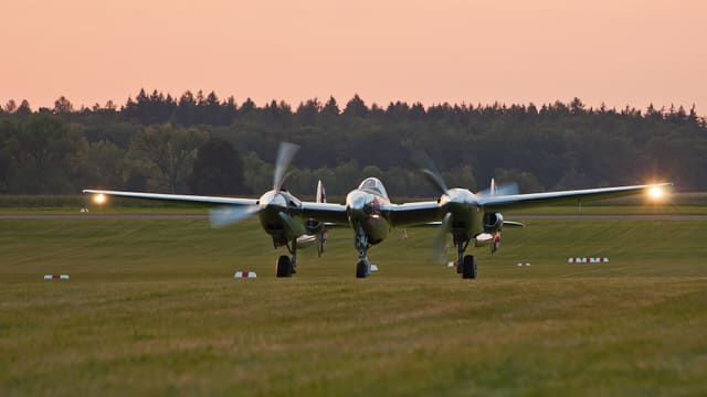 N25Y - Lockheed