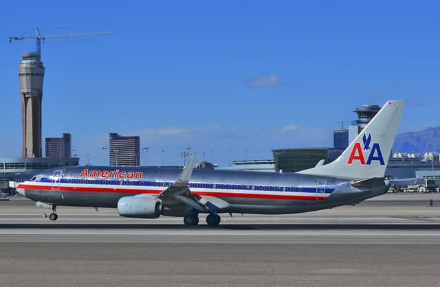 N884NN - Twin-engine aircraft