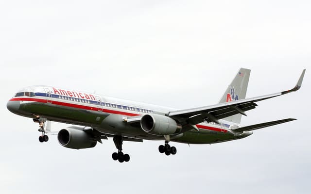 N185AN - Twin-engine aircraft