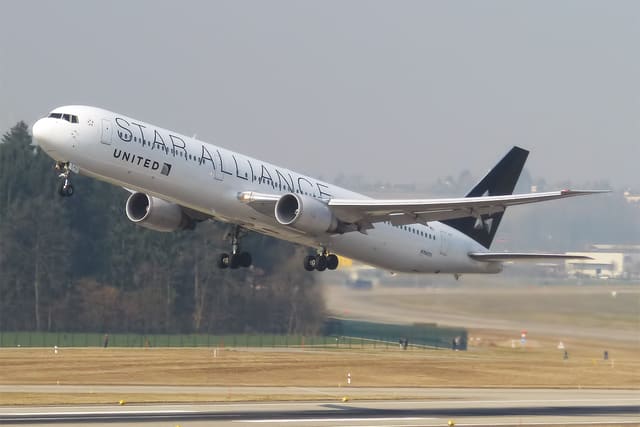 N76055 - Boeing