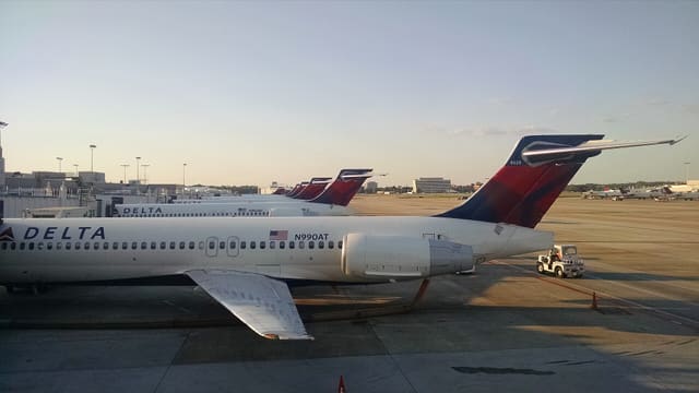 N990AT - Boeing