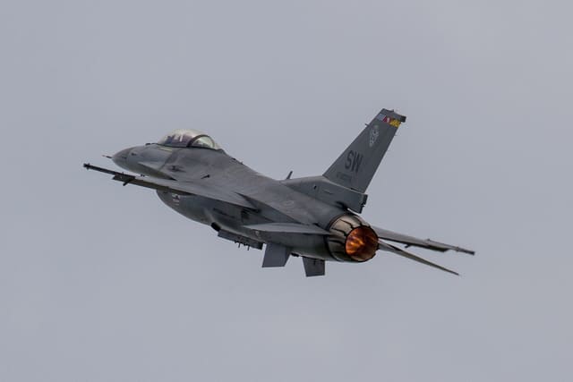  - Single-engine aircraft