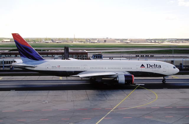 N864DA - Twin-engine aircraft