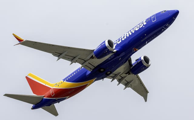 N8896L - Boeing