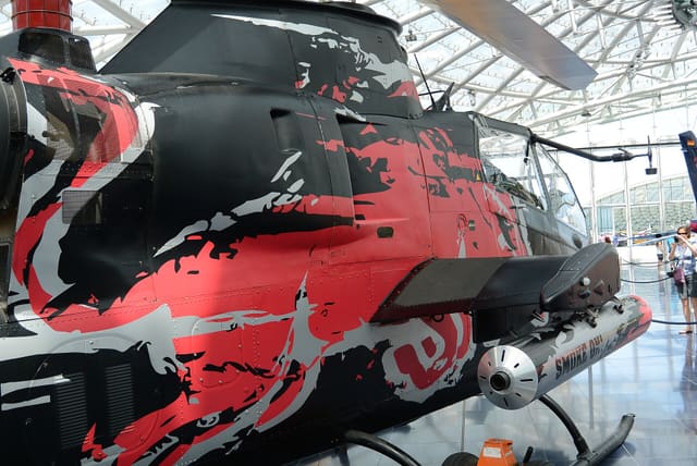 N11FX - Helicopter