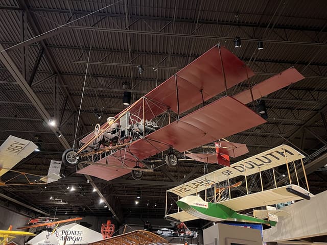 N24034 - Aircraft