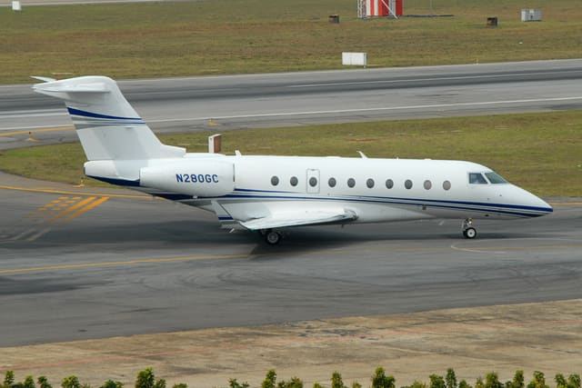 N280GC - Business jet