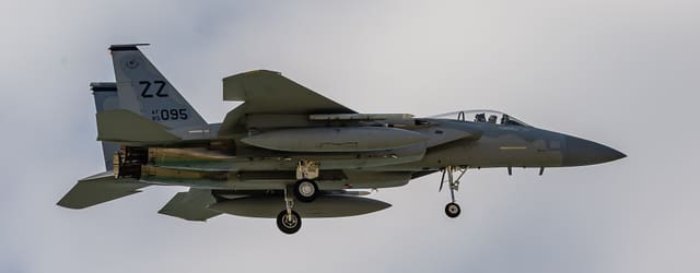  - Twin-engine aircraft