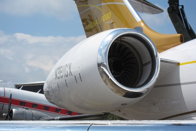N381GX - Business jet