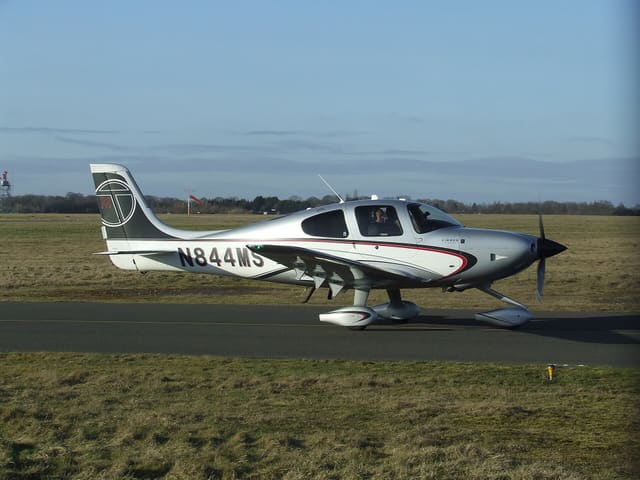 N844MS - Cirrus