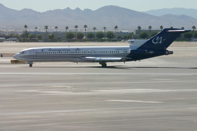 N685CA - Aircraft