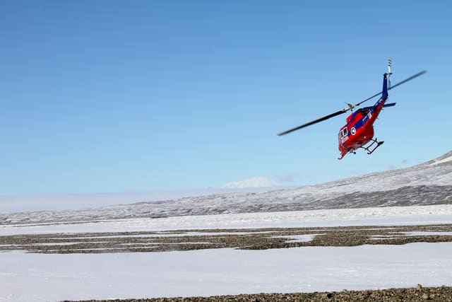 N3208H - Helicopter