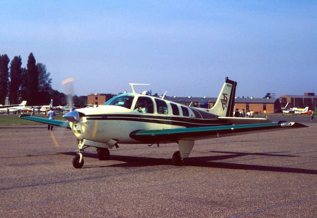 N100HV - Beechcraft