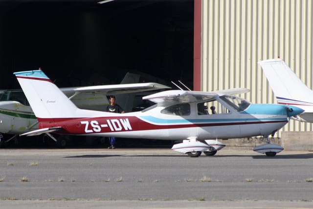 ZS-IDW - Cessna