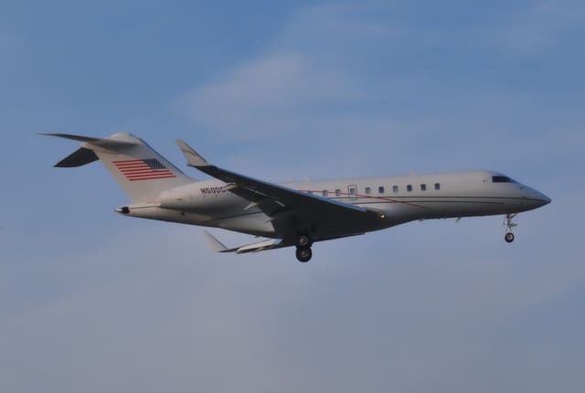 N50DS - Business jet
