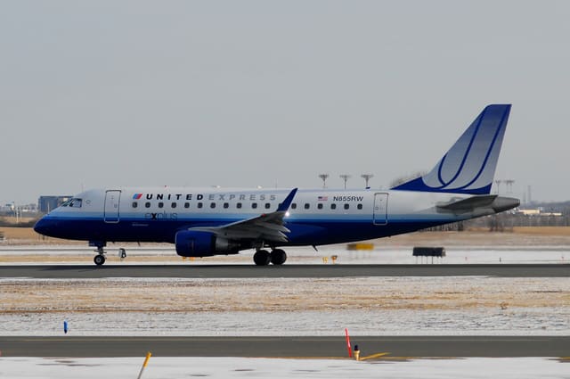 N855RW - Embraer