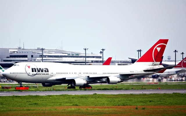 N663US — Boeing