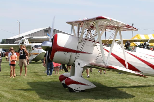 N75697 - Single-engine aircraft
