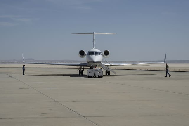 N808NA — Business jet