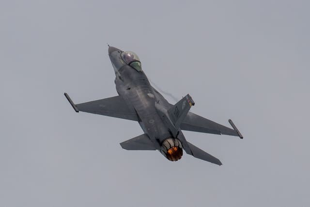  - Single-engine aircraft
