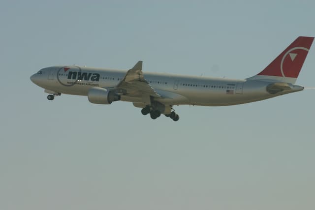 N855NW - Airbus