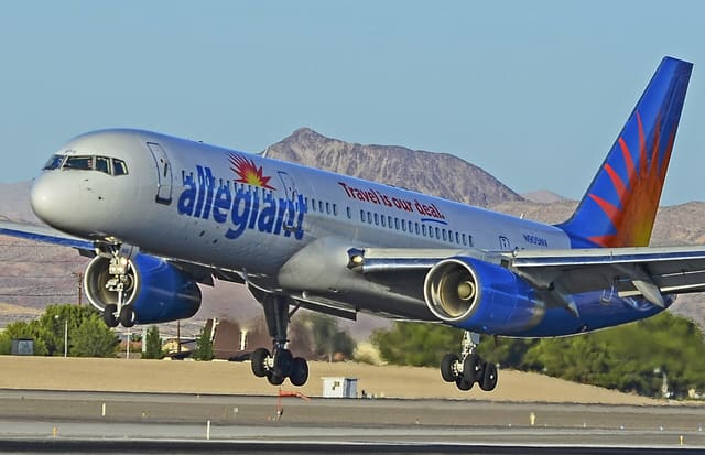 N905NV - Boeing